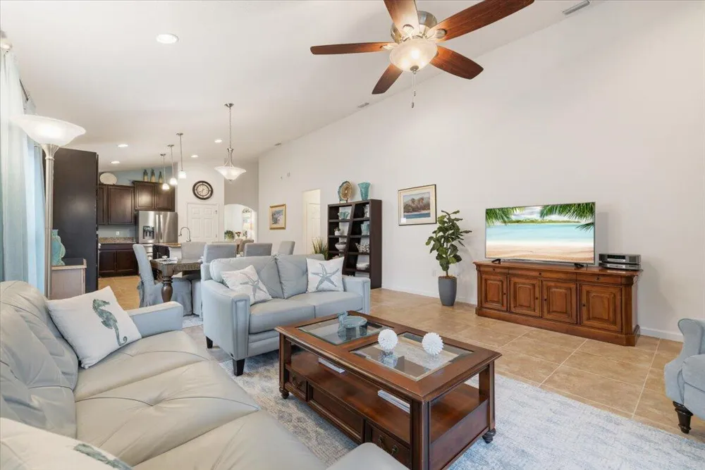 2024 Albany Terrace SW Vero Beach, FL 32968