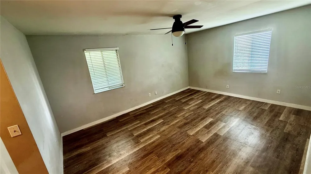6519 W NEWBERRY ROAD #812 Gainesville, FL 32605