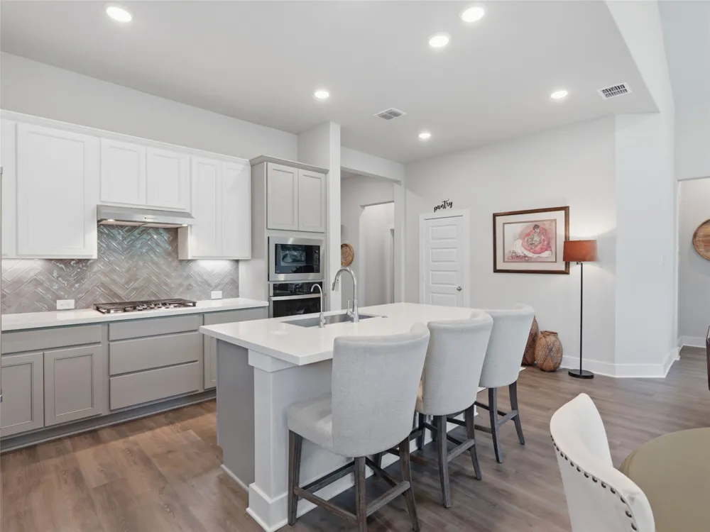333 Glenwood Ranch Cibolo, TX 78108