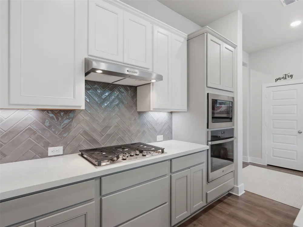 333 Glenwood Ranch Cibolo, TX 78108