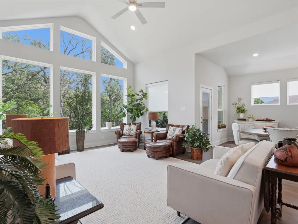 333 Glenwood Ranch Cibolo, TX 78108