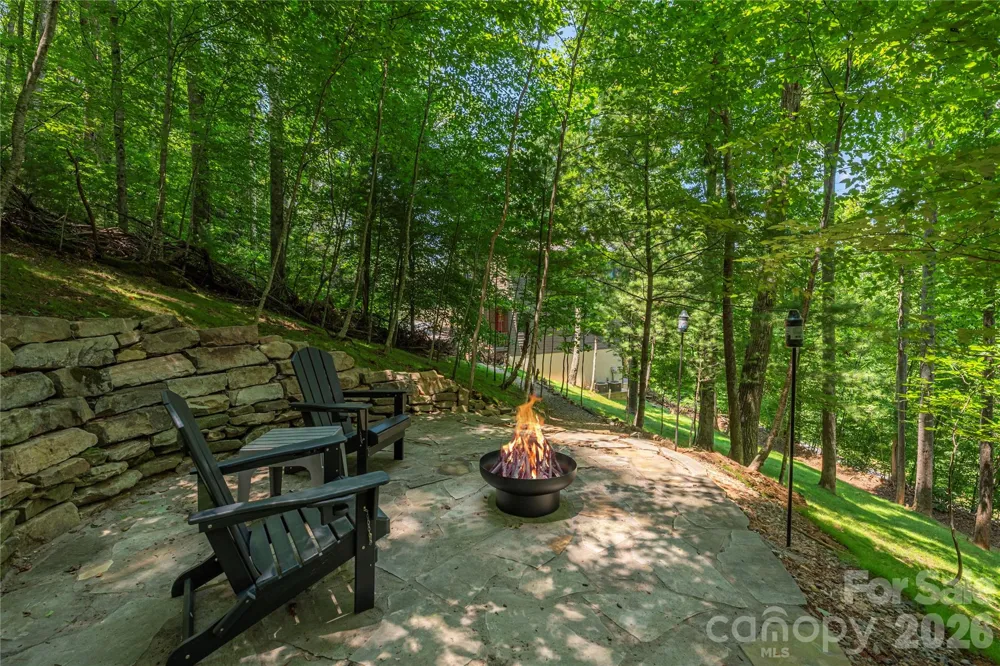 30 Garren View Drive Fairview, NC 28730