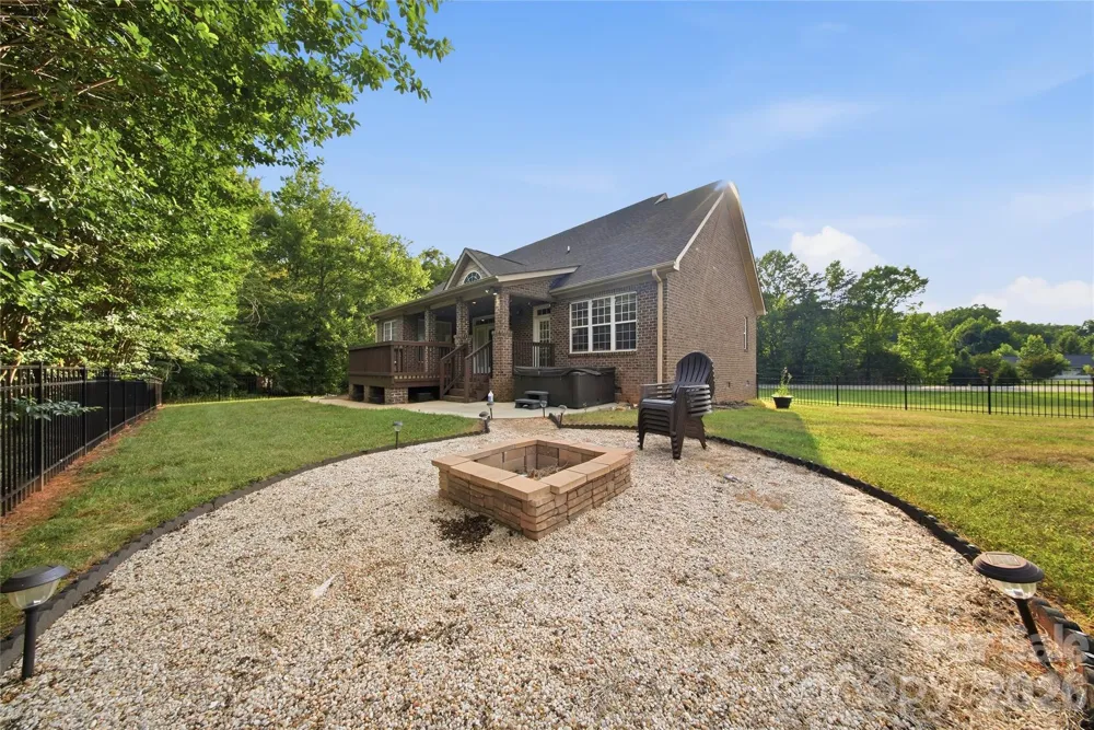 3724 Anderson Mountain Road Maiden, NC 28650