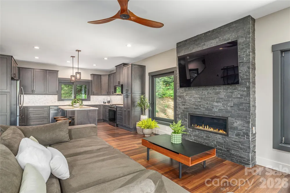 28 & 30 Garren View Drive Fairview, NC 28730