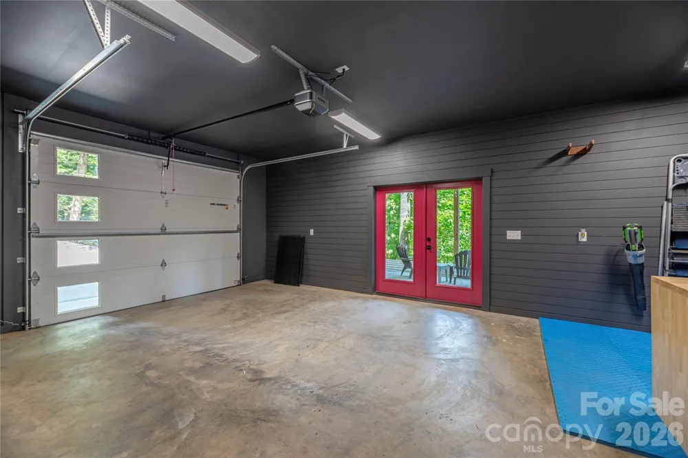28 & 30 Garren View Drive Fairview, NC 28730