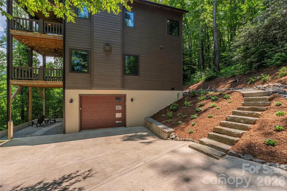 28 & 30 Garren View Drive Fairview, NC 28730
