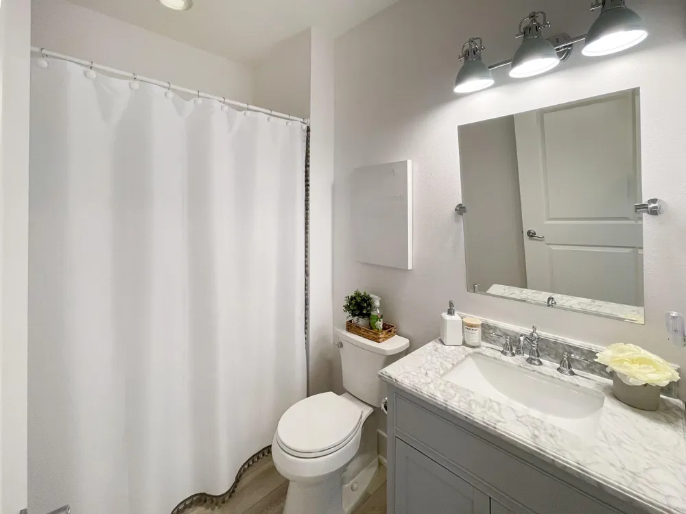 4231 Pointe West #103 Galveston, TX 77554
