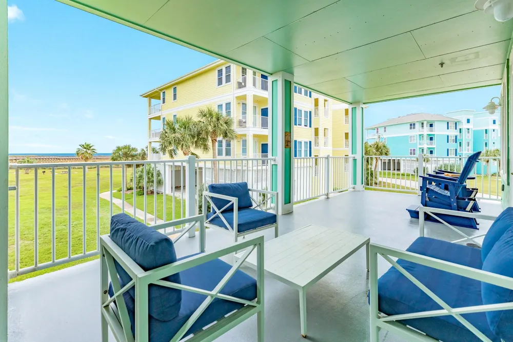 4231 Pointe West #103 Galveston, TX 77554