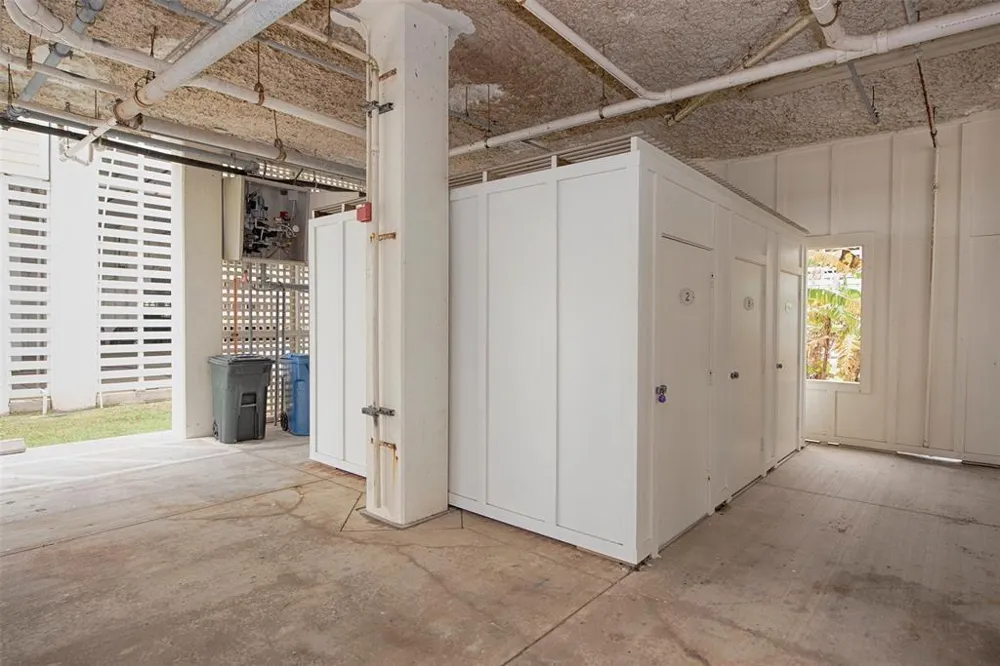 4231 Pointe West #103 Galveston, TX 77554