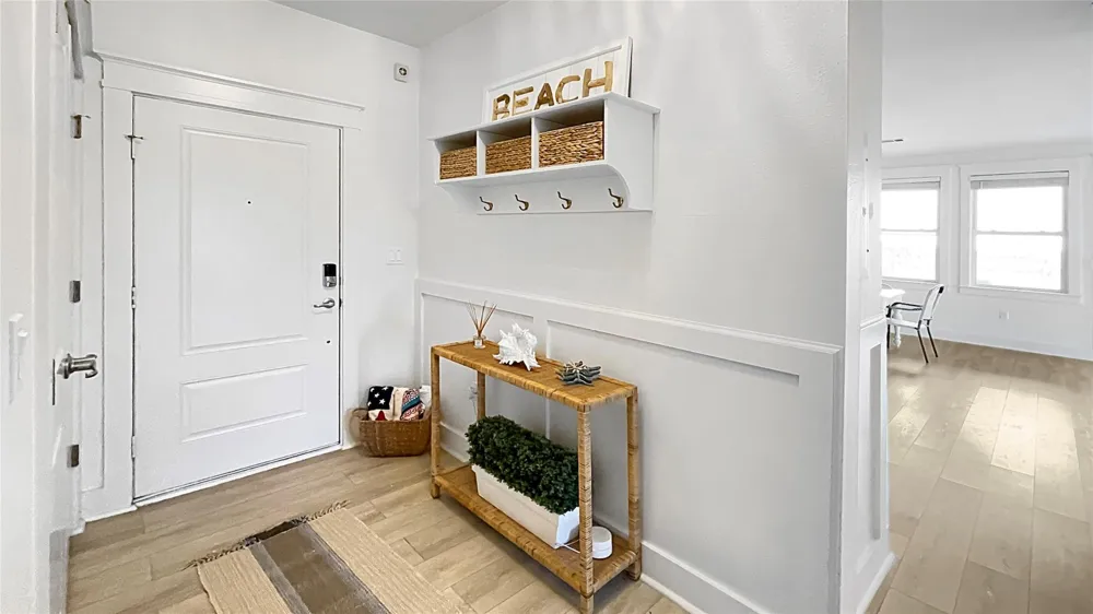 4231 Pointe West #103 Galveston, TX 77554