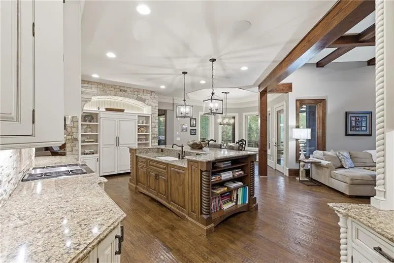 210 Etowah Landing Ball Ground, GA 30107