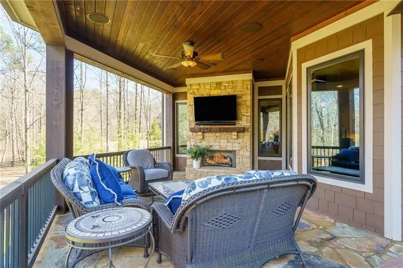 210 Etowah Landing Ball Ground, GA 30107