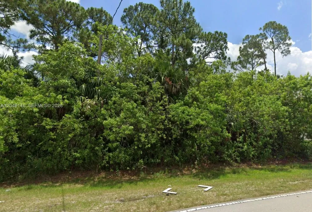 3757 Savona Blvd Port St. Lucie, FL 34953