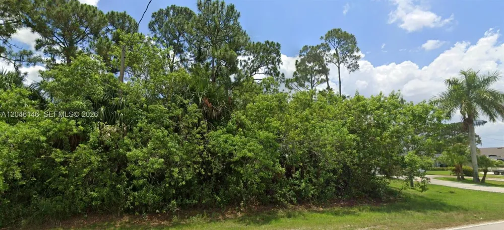 3757 Savona Blvd Port St. Lucie, FL 34953