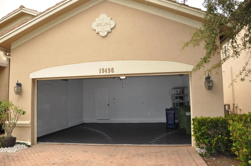 19496 S Whitewater Avenue Weston, FL 33332