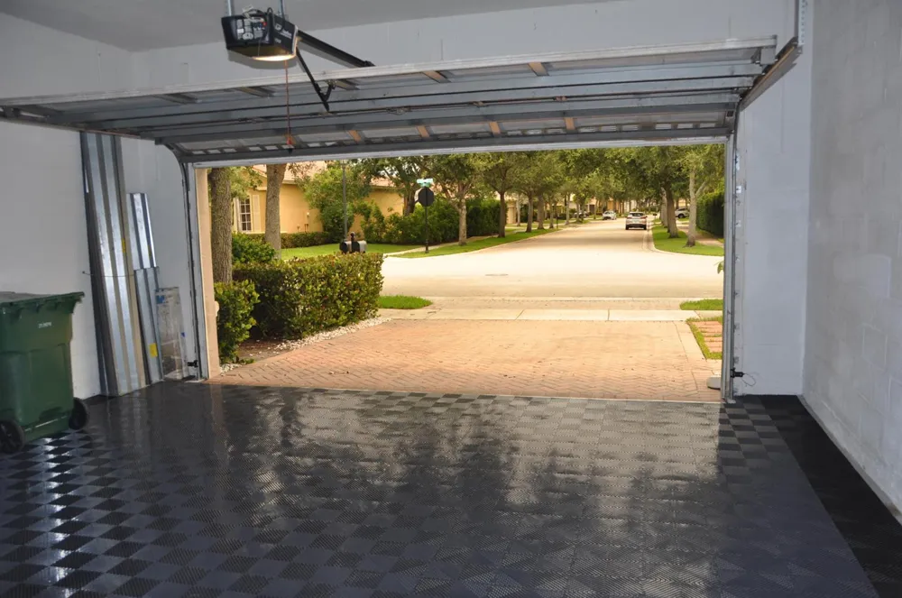 19496 S Whitewater Avenue Weston, FL 33332