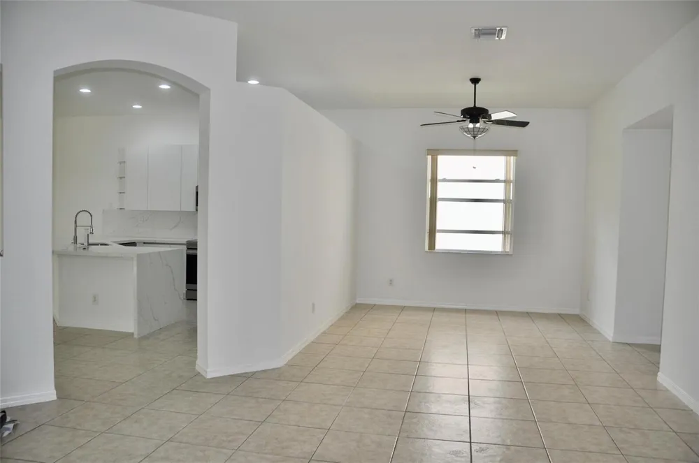 19496 S Whitewater Avenue Weston, FL 33332
