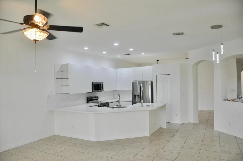 19496 S Whitewater Avenue Weston, FL 33332