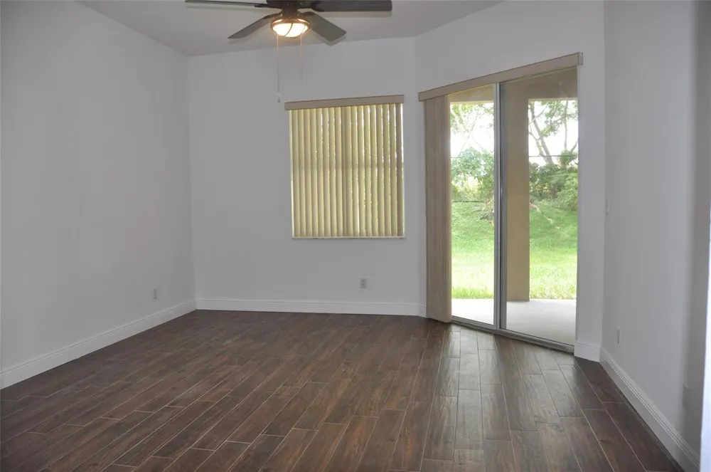 19496 S Whitewater Avenue Weston, FL 33332