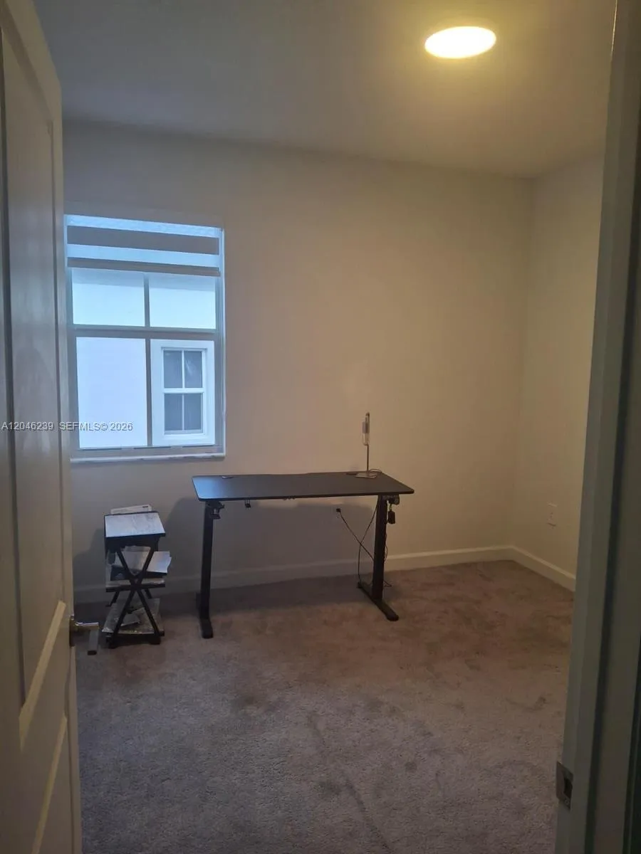 2439 NW 131st Cir Miami, FL 33167