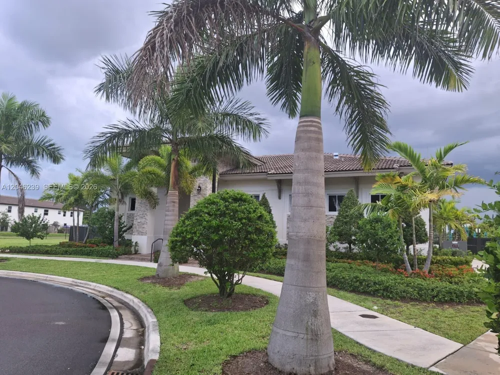 2439 NW 131st Cir Miami, FL 33167