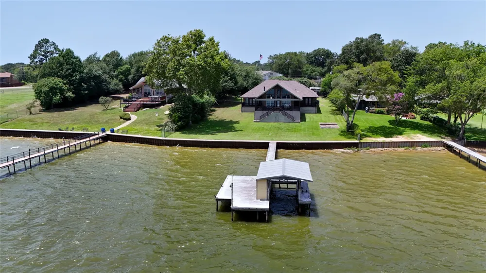108 The Lee Way Gun Barrel City, TX 75156