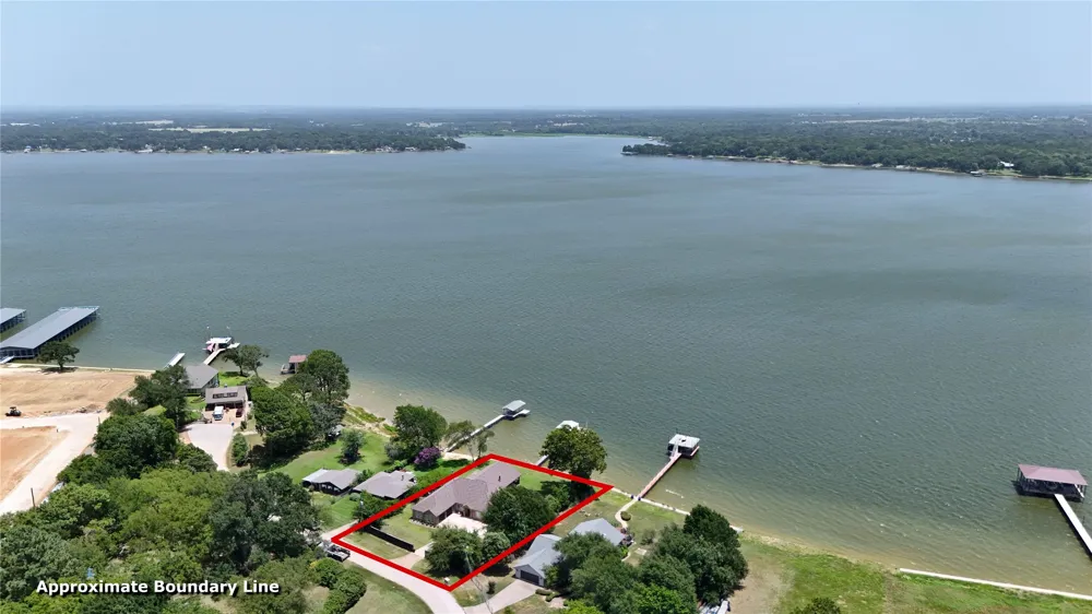 108 The Lee Way Gun Barrel City, TX 75156