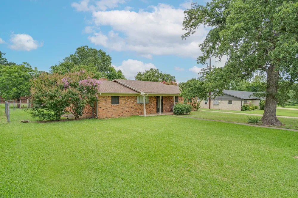 140 Joyce Drive Argyle, TX 76226