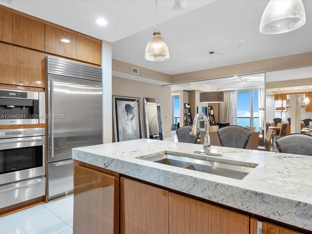 9705 Collins Ave #1804N Bal Harbour, FL 33154