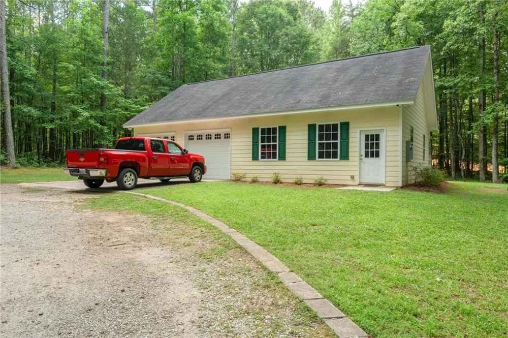 121 Katy Lake Road Jackson, GA 30233