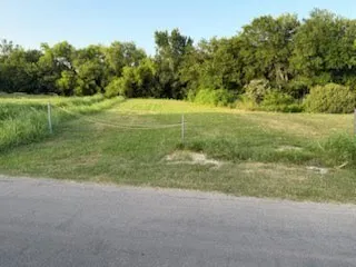 891 Lakeside Drive