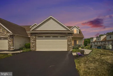 8 ARROWHEAD DRIVE