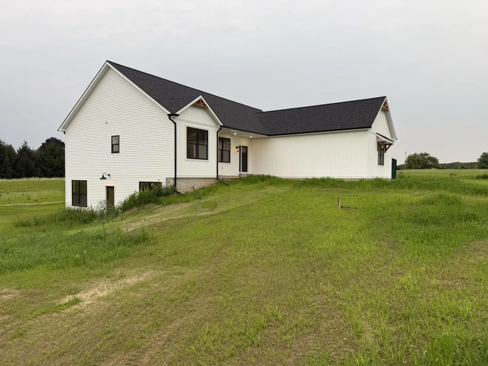 1350 Riggle Road Saranac, MI 48881
