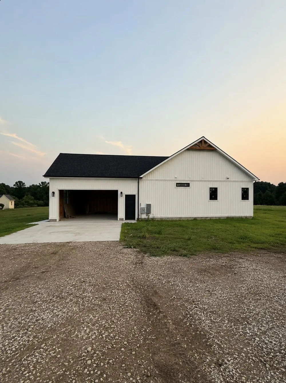 1350 Riggle Road Saranac, MI 48881