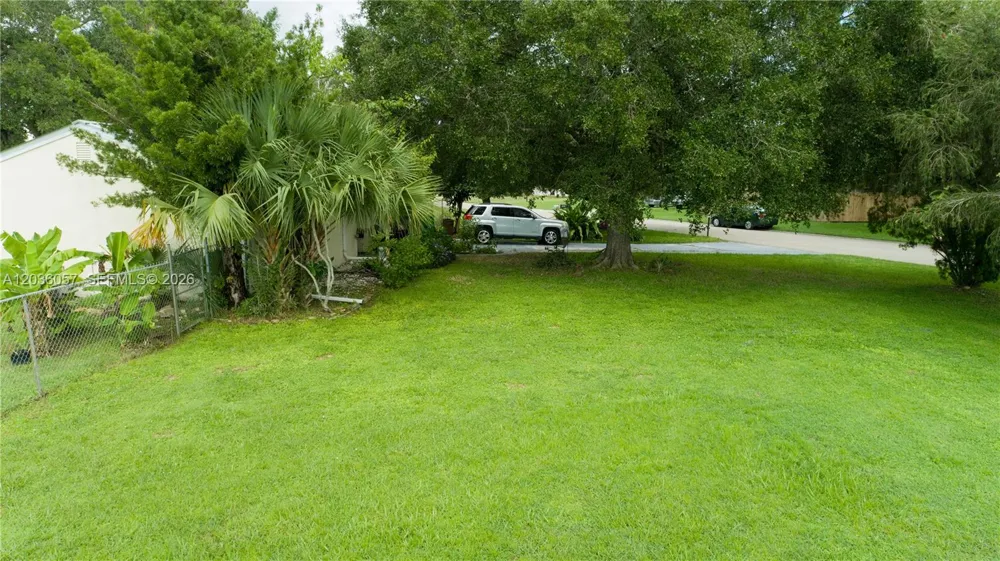 4001 Bishop Circle La Belle, FL 33935