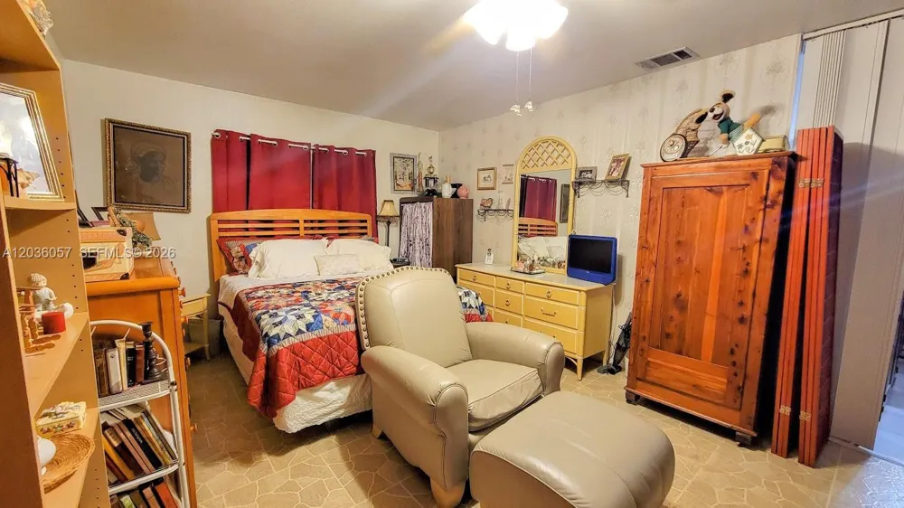 4001 Bishop Circle La Belle, FL 33935