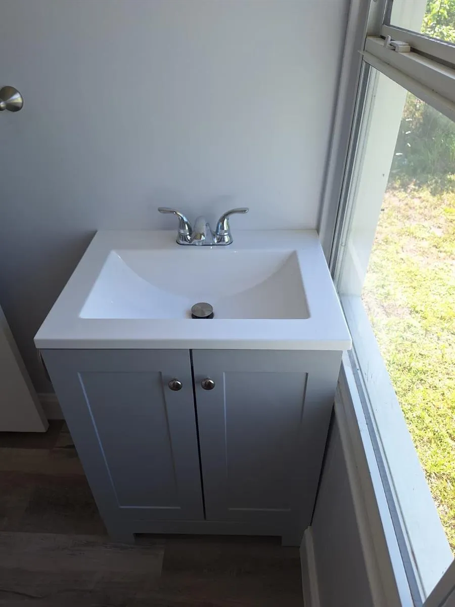 2107 S 34th Street Fort Pierce, FL 34947