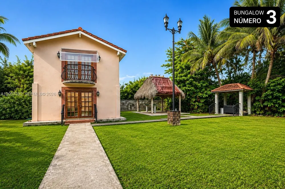 300 SW 123rd Ave Miami, FL 33184
