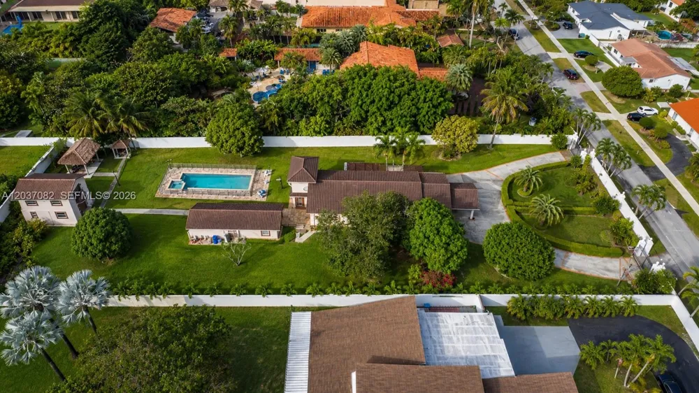 300 SW 123rd Ave Miami, FL 33184