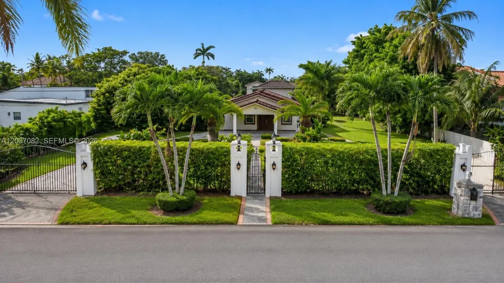 300 SW 123rd Ave Miami, FL 33184