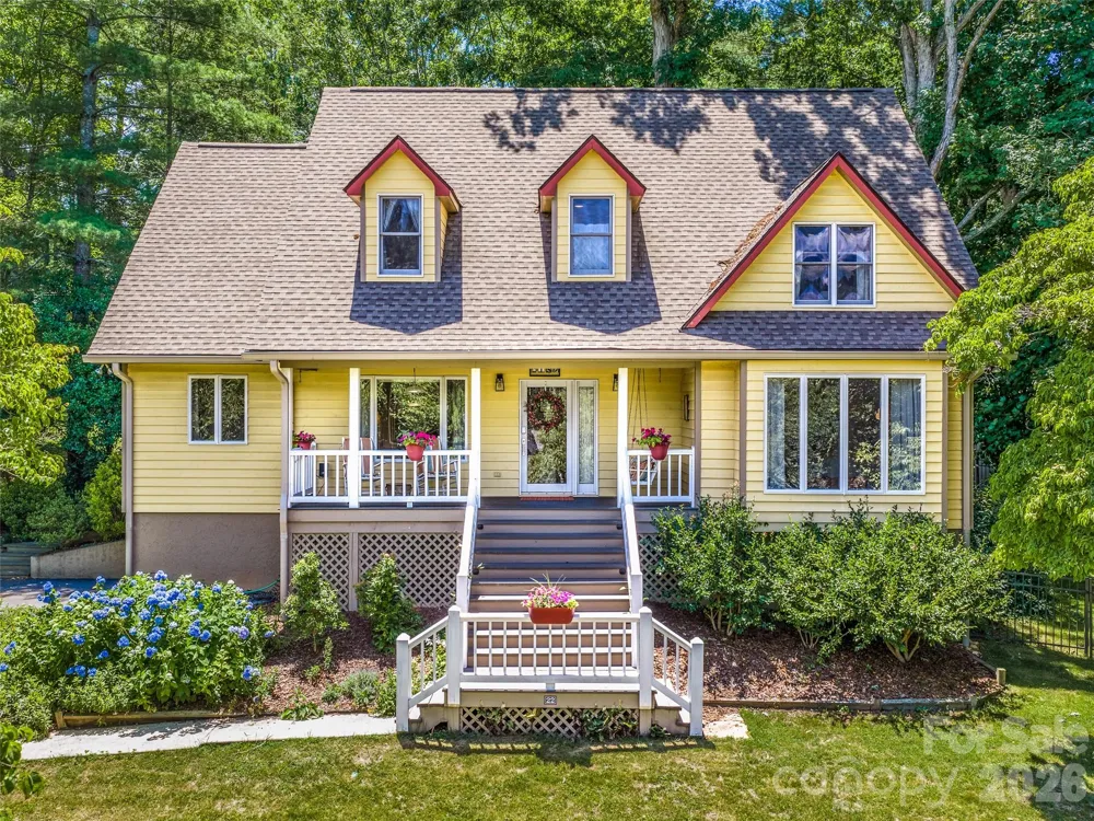 22 Meadow Brook Drive Fletcher, NC 28732