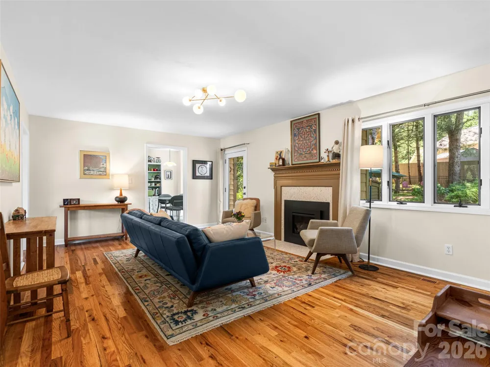 22 Meadow Brook Drive Fletcher, NC 28732