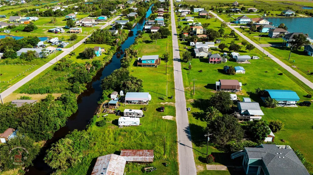 1013 Canal E Port Bolivar, TX 77650