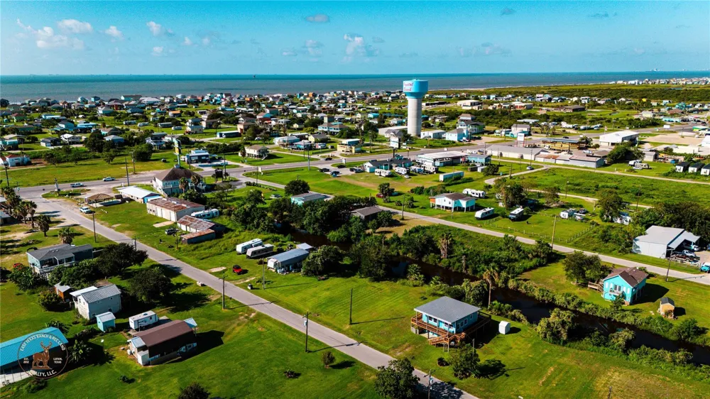 1013 Canal E Port Bolivar, TX 77650