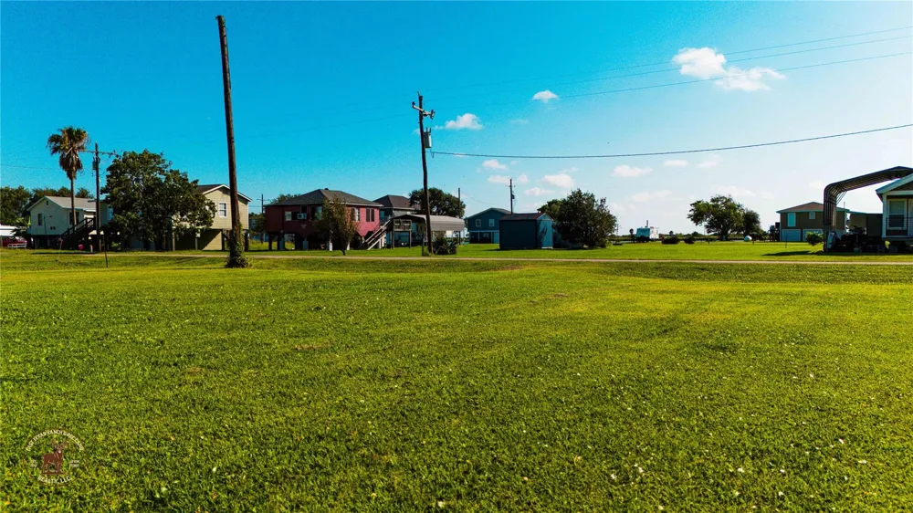 1013 Canal E Port Bolivar, TX 77650