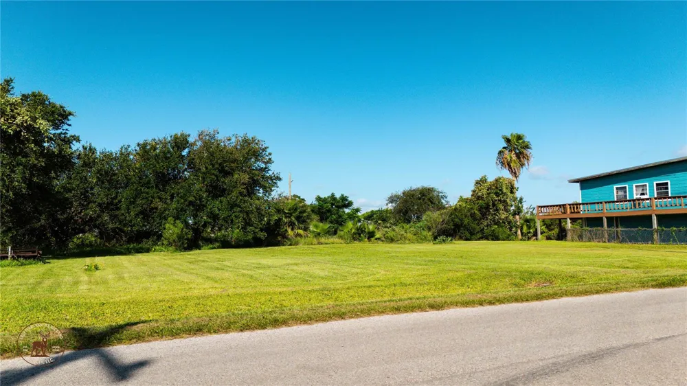 1013 Canal E Port Bolivar, TX 77650