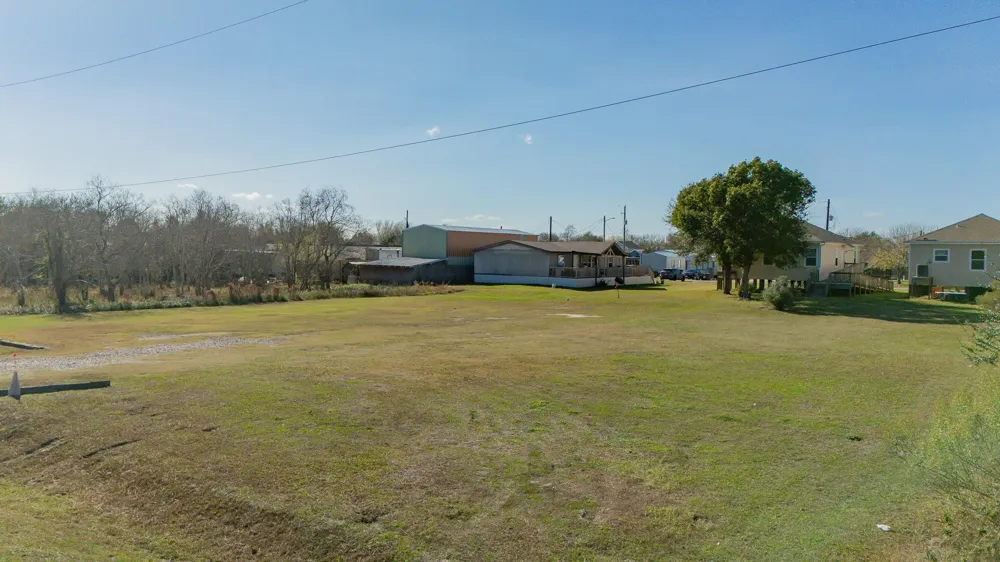 5th Street San Leon, TX 77539