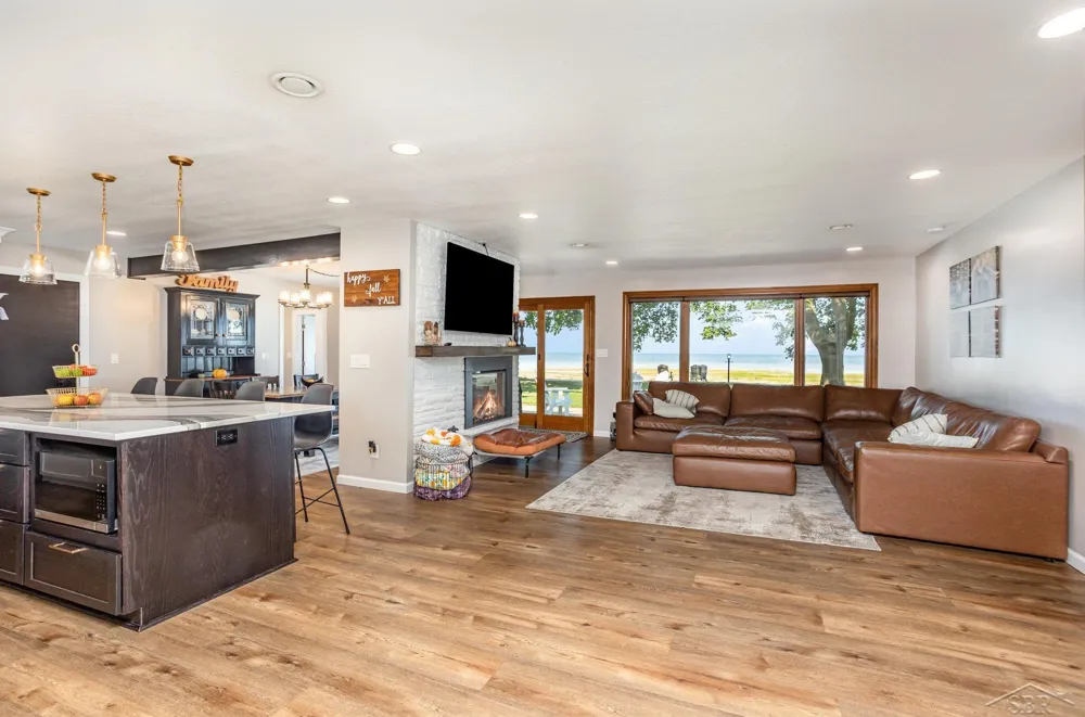 44 Linwood Beach Road Fraser Township, MI 48634