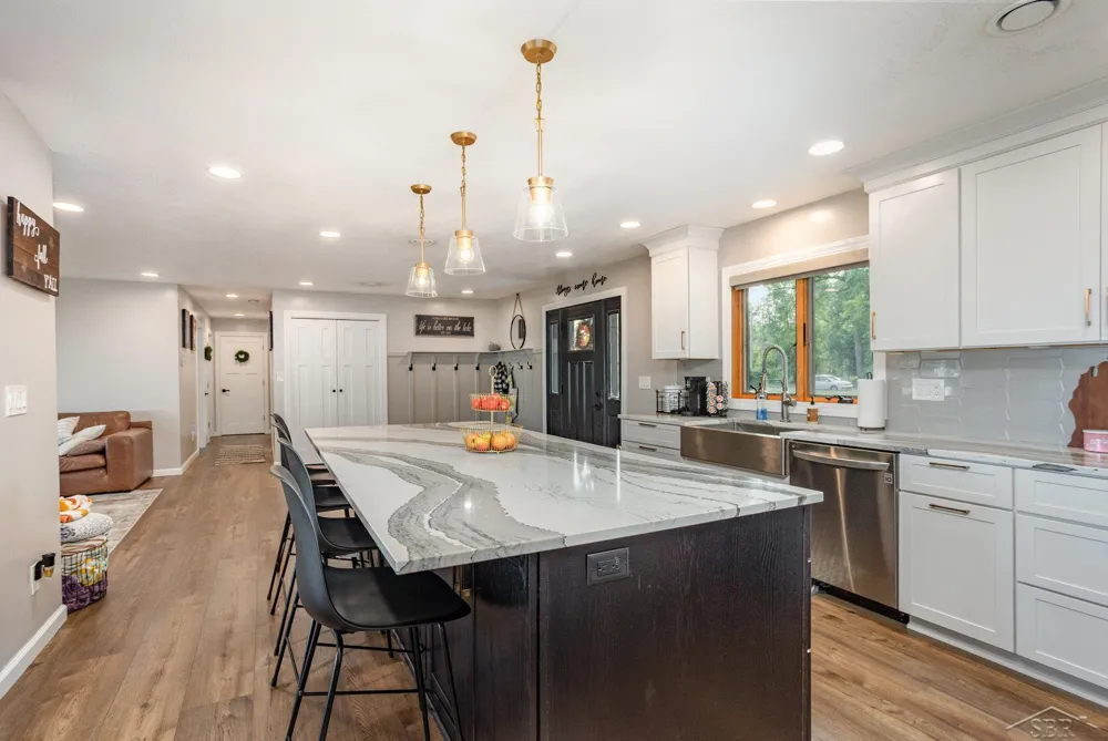 44 Linwood Beach Road Fraser Township, MI 48634