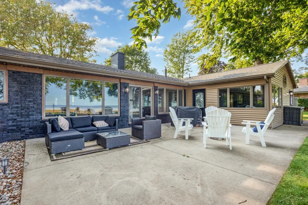 44 Linwood Beach Road Fraser Township, MI 48634